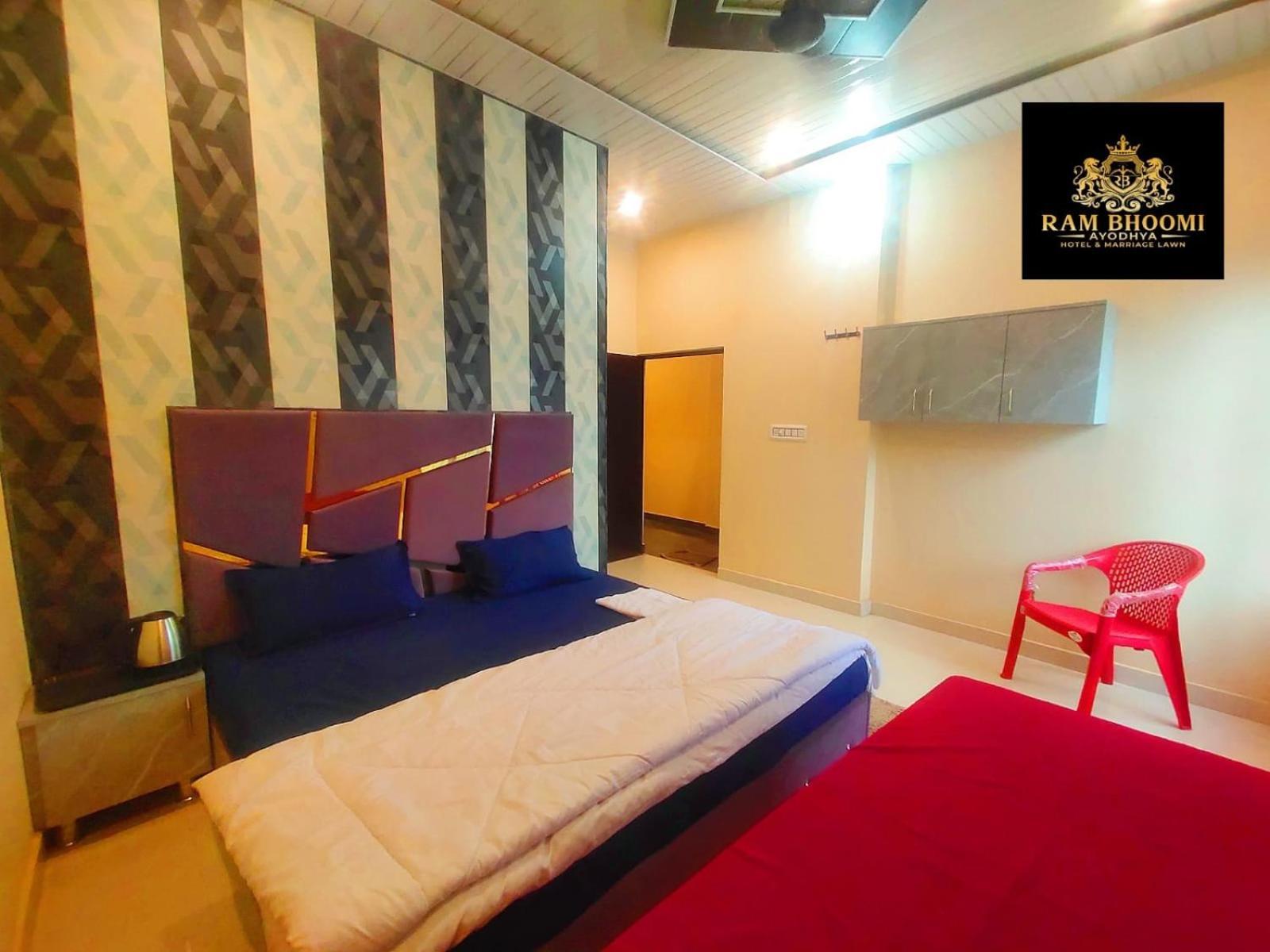 Hotel Rambhoomi Ayodhya Eksteriør bilde