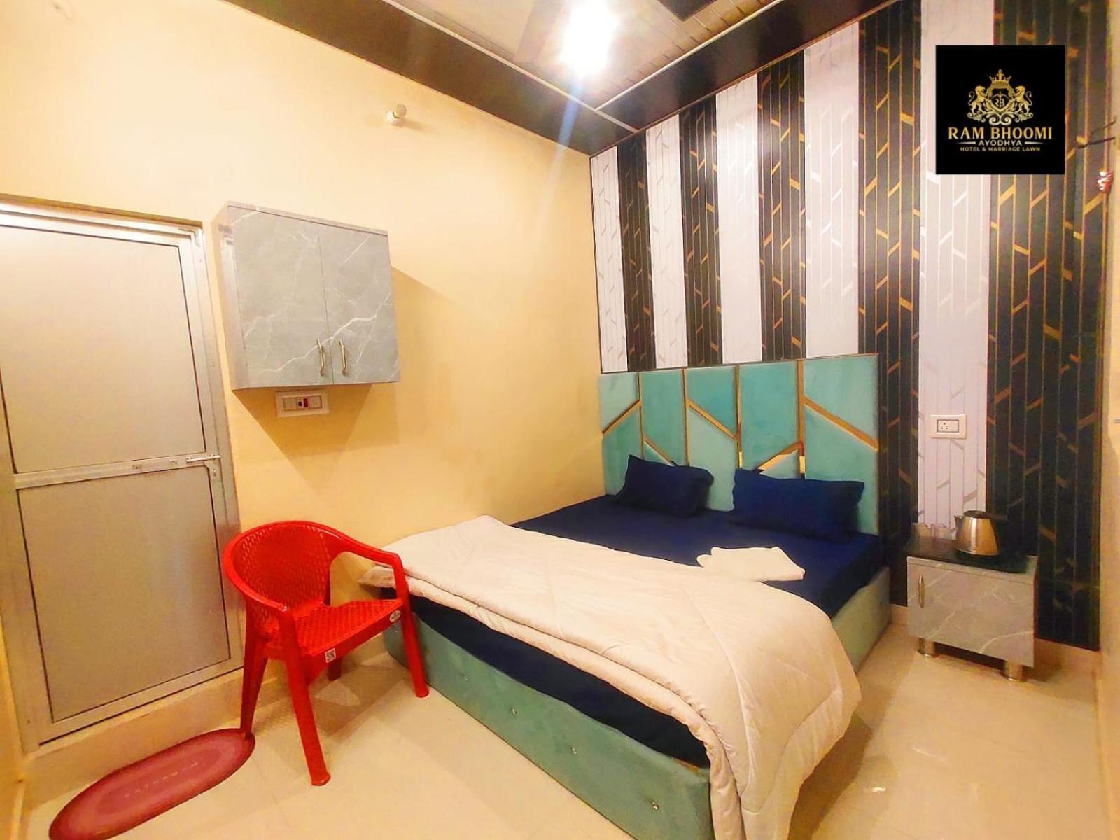 Hotel Rambhoomi Ayodhya Eksteriør bilde